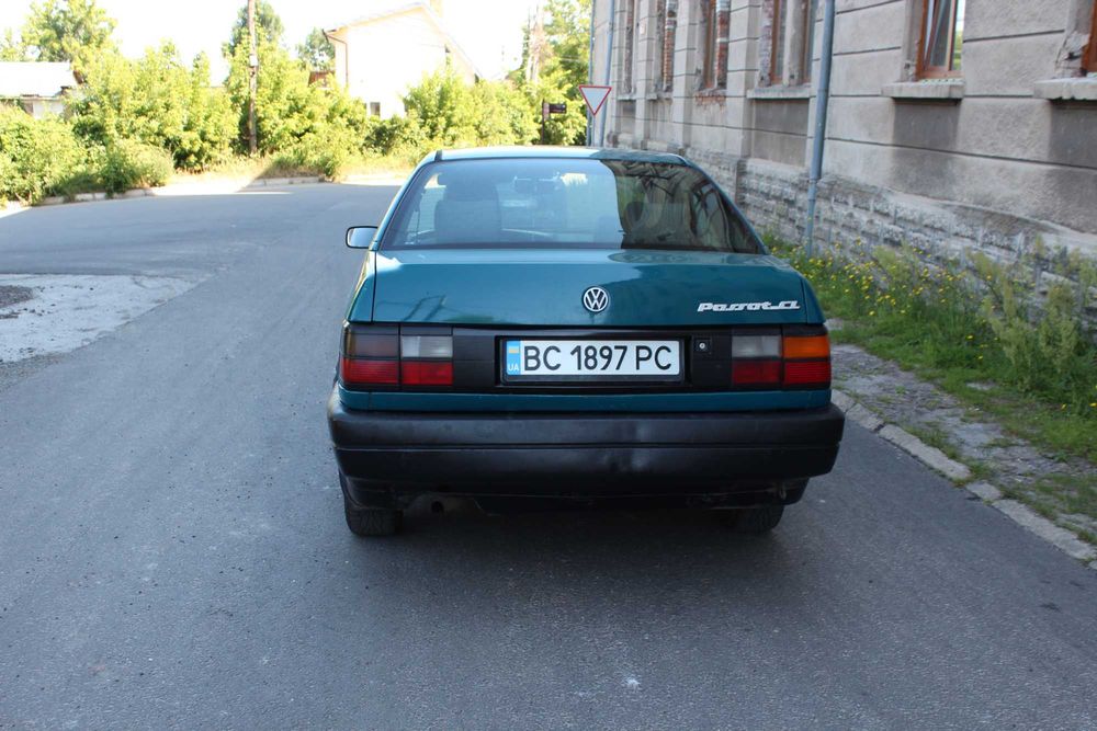 Volkswagen Passat 1993