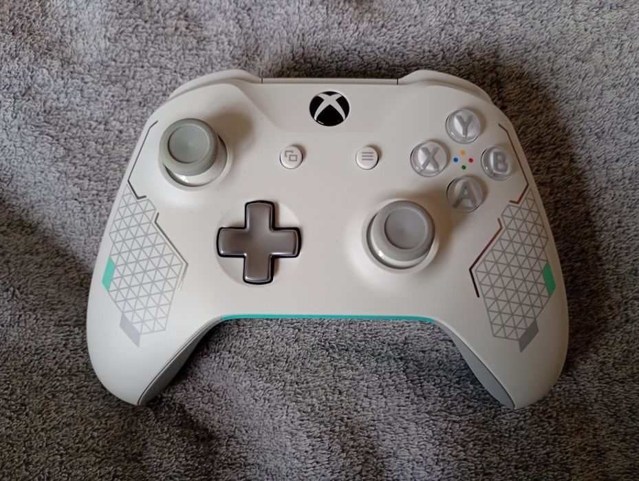 bezprzewodowy kontroler Microsoft Xbox  Sport White