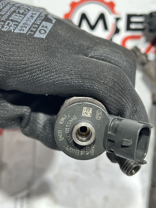 Форсунки 1.6 hdi Форд Пежо Сітроєн Вольво Bosch