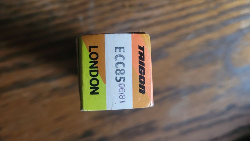 Радіолампа ECC 85