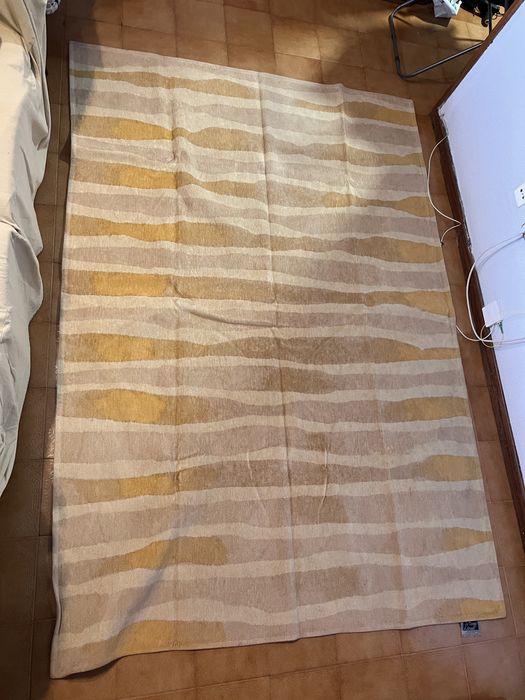 Carpet Rug 1.5 X 2.25