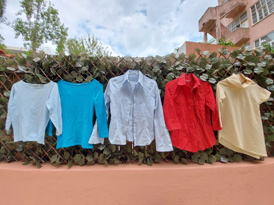 Conjunto 5 peças Tam. S - 2 Camisas, 2 Camisolas, 1  Túnica