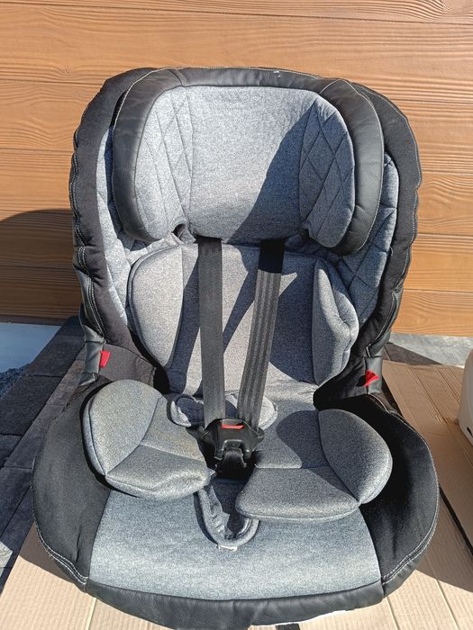 Fotelik samochodowy z isofixem