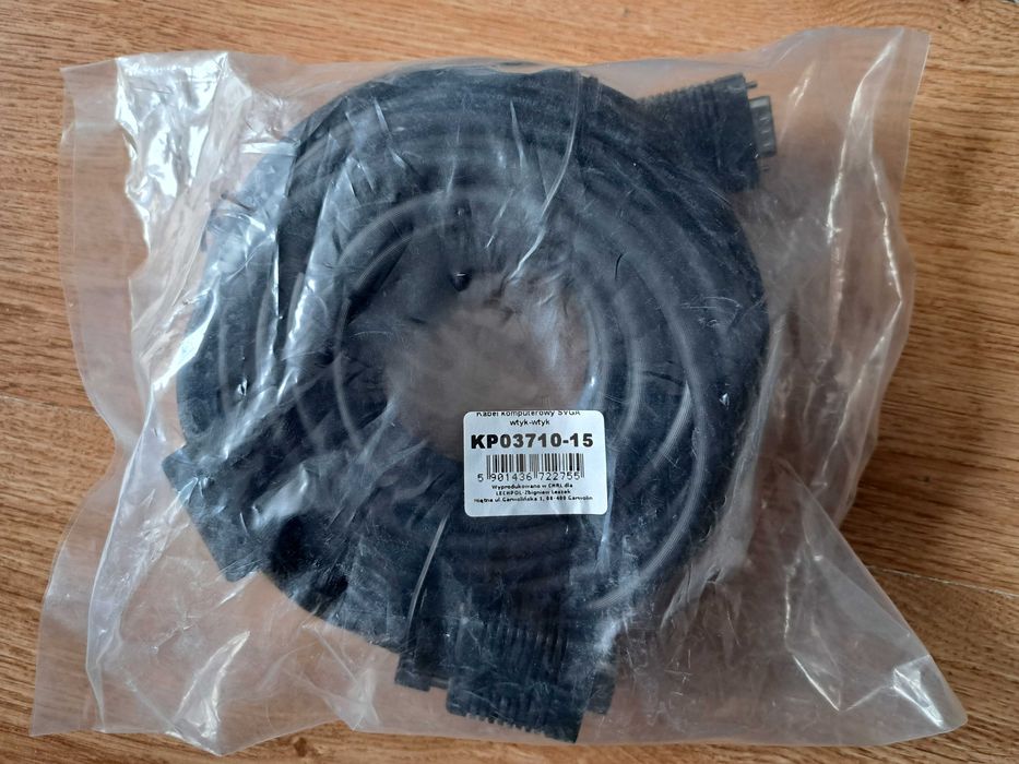 Kabel VGA 15 m nowy  wtyk - wtyk