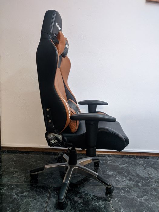 Cadeira gaming akracing premium v2 preto/castanho