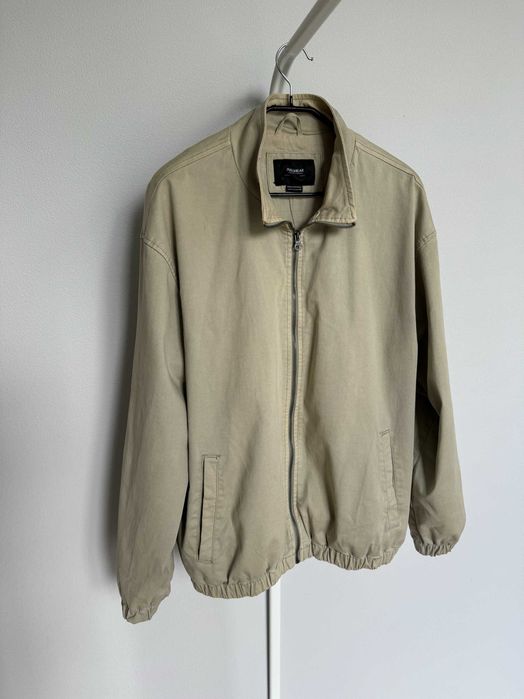 Легка оверсайз куртка Pull & Bear
