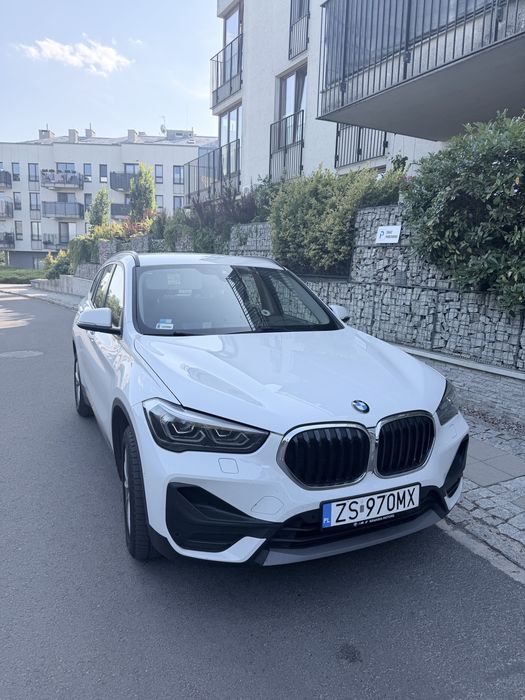Sprzedam BMW X1  sDrive18i Adventage