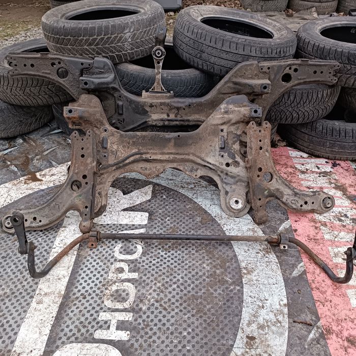 Задня Балка,супорта,цапфа  Skoda Octavia Tour