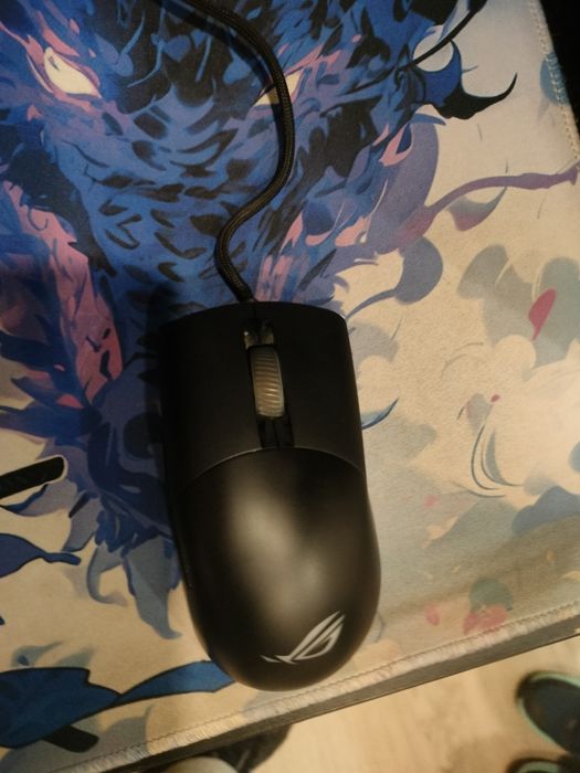 Rato gamer com fio rog keris