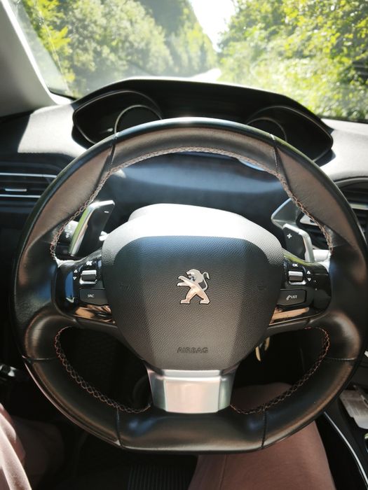 Продам Пежо 308  в максимальній комплектації