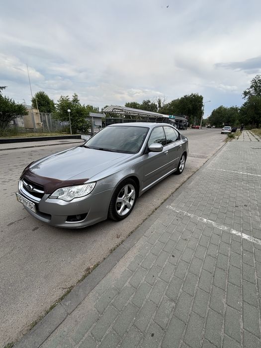 Subaru Legacy 2.0 AWD — сел и поехал