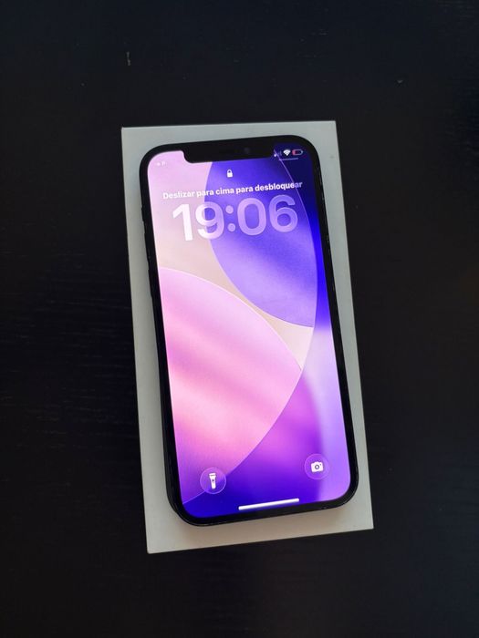 Iphone 12 azul escuro