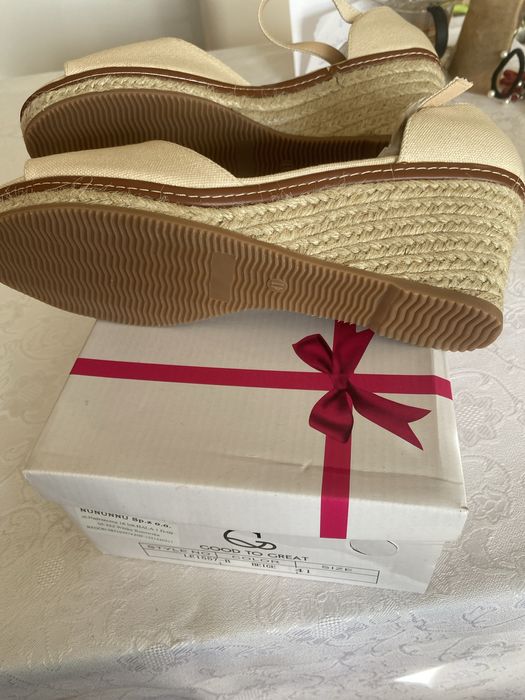Nowe Sandaly buty espadryle 41