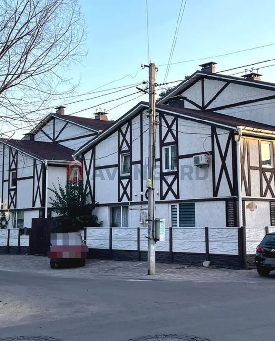 Продаж триповерхового таунхаусу, Боярка