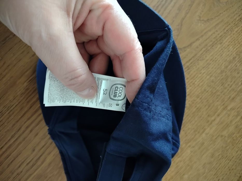 Czapka z daszkiem r. 52