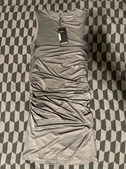 Gładka sukienka mini bodycon bez rękawów szaral