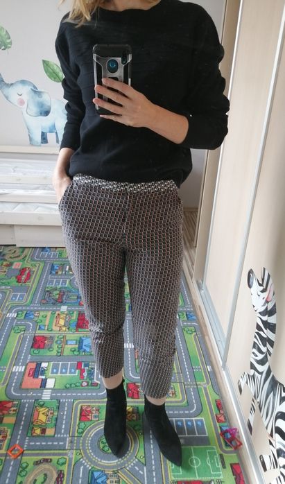 Proste spodnie elastyczne we wzorki Topshop geometryczny nowe