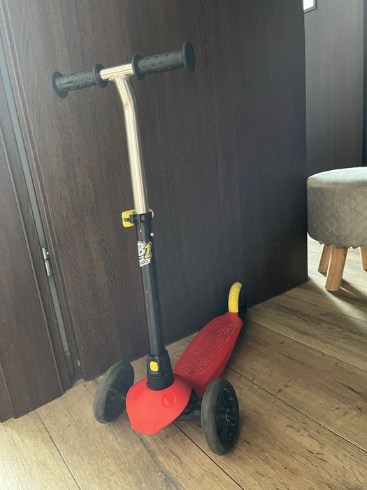 Hulajnoga czerwona Oxelo