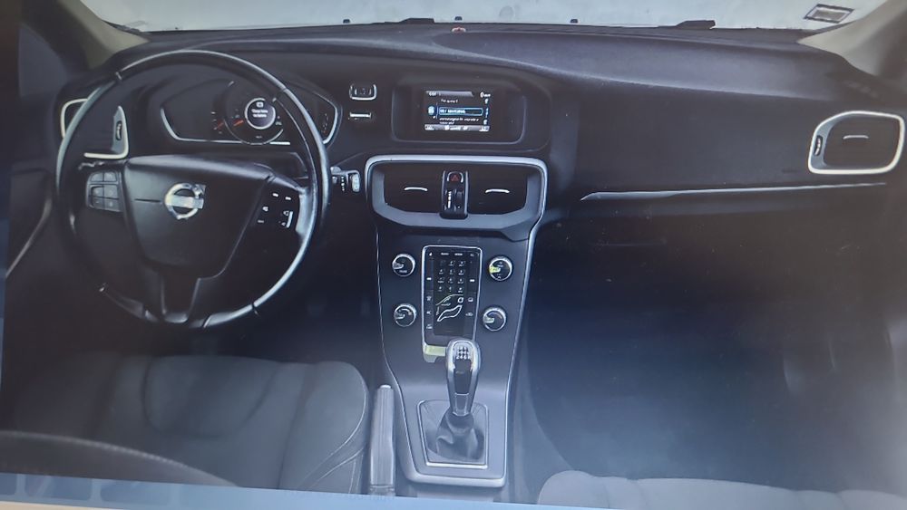 Volvo  V40 2015 ano motor 2.0 170.000 km