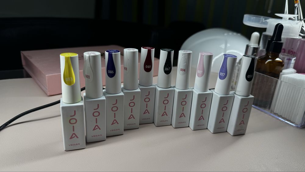 Продам матеріали для манікюру