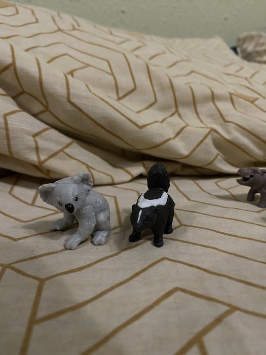 Кіндер natoons/marvel