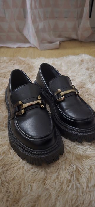 Mocassins como novos