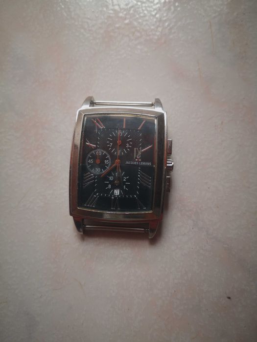 Relógio Jacques Lemans Chronograph (Série 1-1609) — Clássico e Elegante