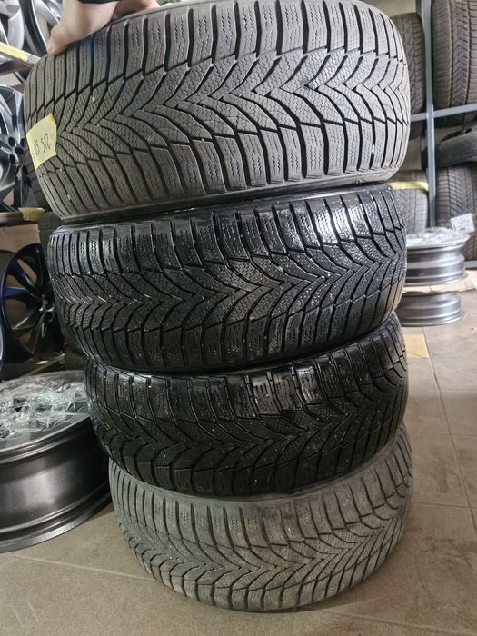 Шина гума 215 50 17 нексен