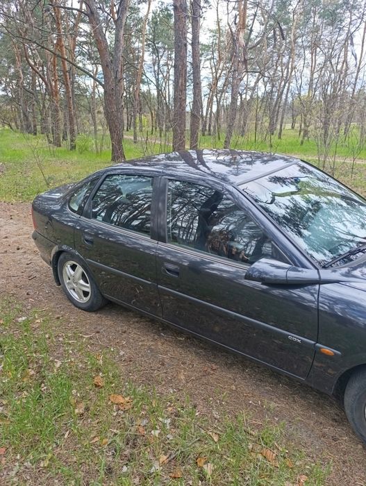 Продам Опель вектра б