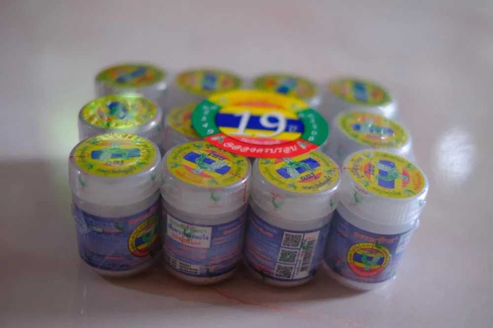 Tajski inhalator olejkowy 4 szt. Hong Thai i Bamrungjit PREMIUM