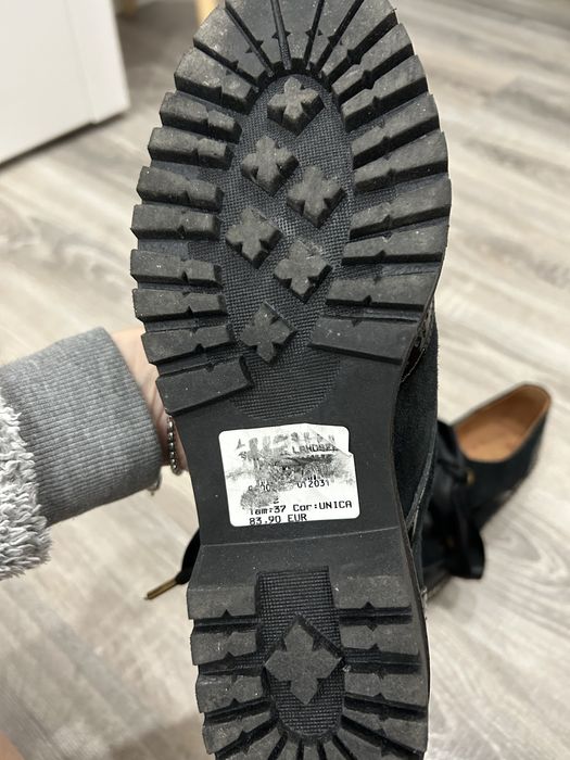 Sapatos tipo cubanas