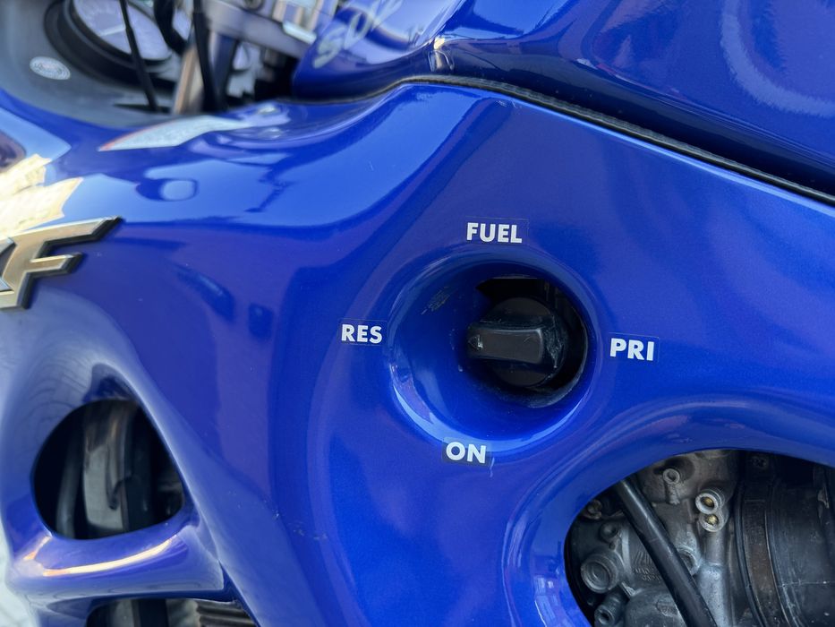 Suzuki GSX600F Katana