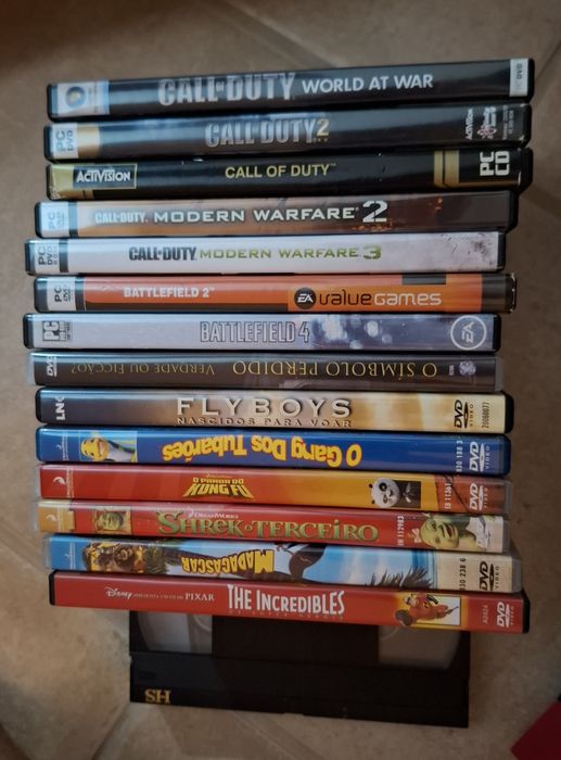 Cassetes VHS e DVD