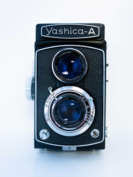 Câmara Analógica TLR Yashica A - Médio Formato