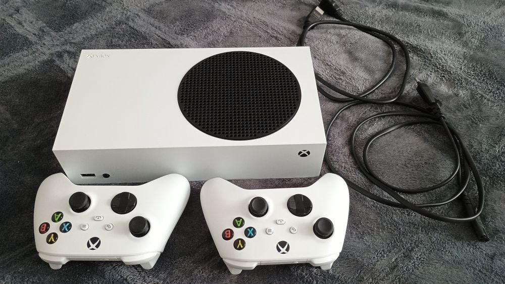 ‼️Xbox series S 512 gb + 2  гейпада ‼️