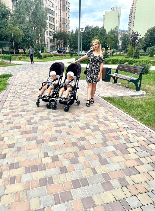 Продам коляску  прогулянкову Bumprider для двійні