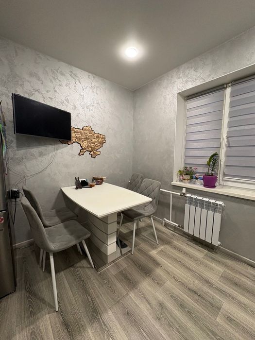 ПРАЦЮЄМО ПО ПРОГРАМАМ!! Продам 3-х кімнатну квартиру.