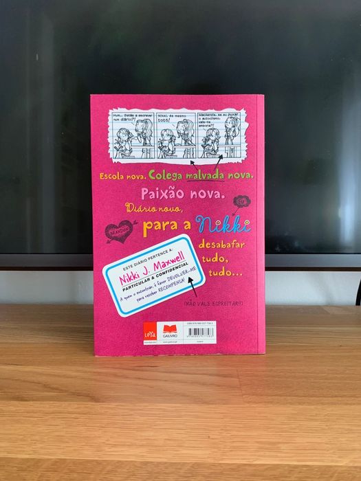 Livro “diário de uma totó”