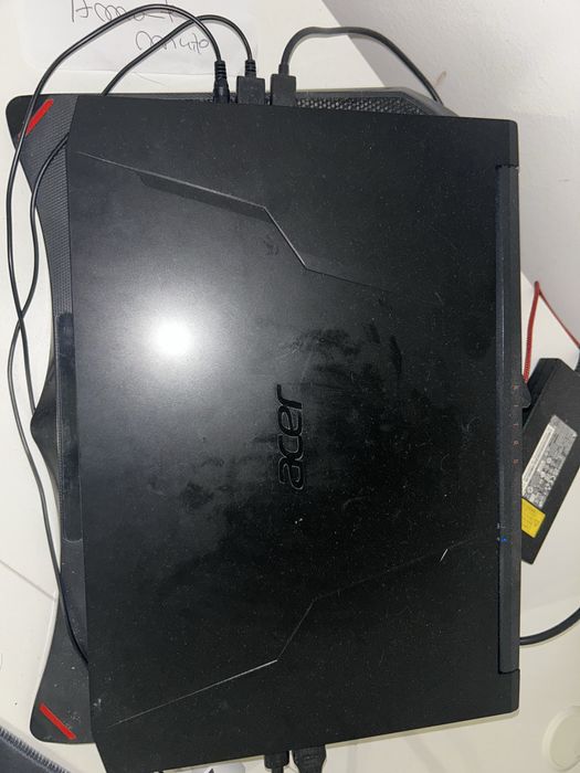 PC Gamer Portátil Acer Nitro 5 RTX 3060 16" 144 Hz SSD 512 GB + caixa + base de arrefecimento