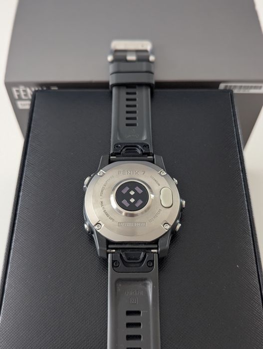 Fenix 7 sapphire solar