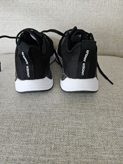 Sapatilhas de treino Under Armour Charged Breathe Lace TR