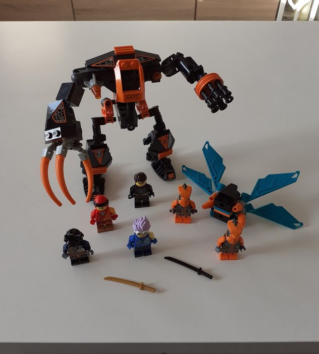 Lego Ninjago figurki zestaw.