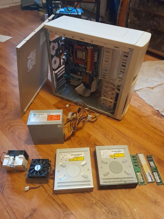Компьютер с двухядерным AMD Athon 64×2 Dual (материнска плата - НЕ раб