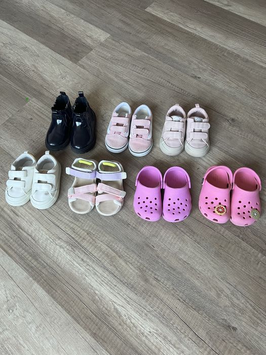 Взуття для дівчинки Zara, HM, Vans, Crocs 21-22 розміри.