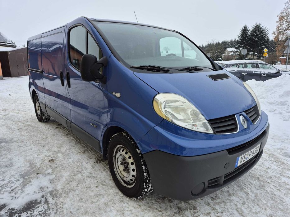 Renault Trafic L2H1 2,0 DCI 2009 rok hak opłacony 3 osobowy