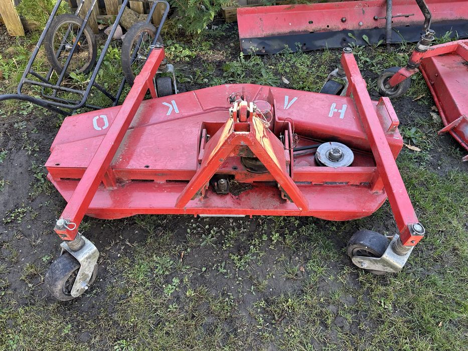 Kosiarka pielęgnacyjna na przedni TUZ na wałek HAKO trójkąt