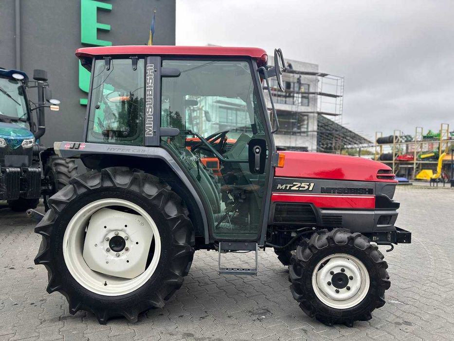 Mitsubishi MT-251 Японський Міні-трактор