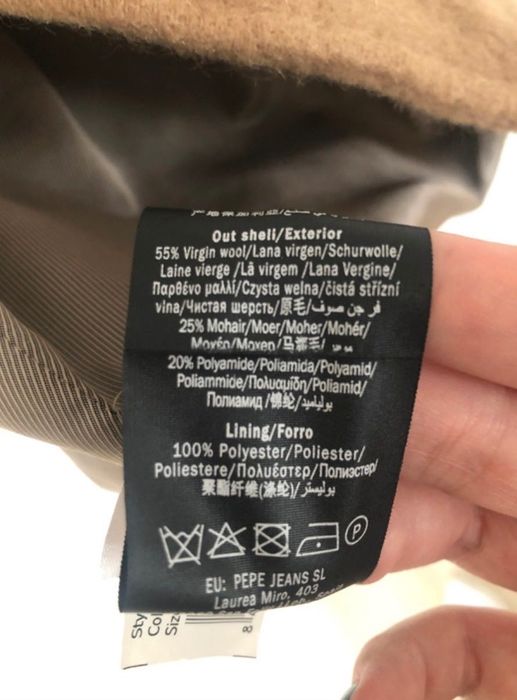 Wełniany płaszcz Pepe Jeans