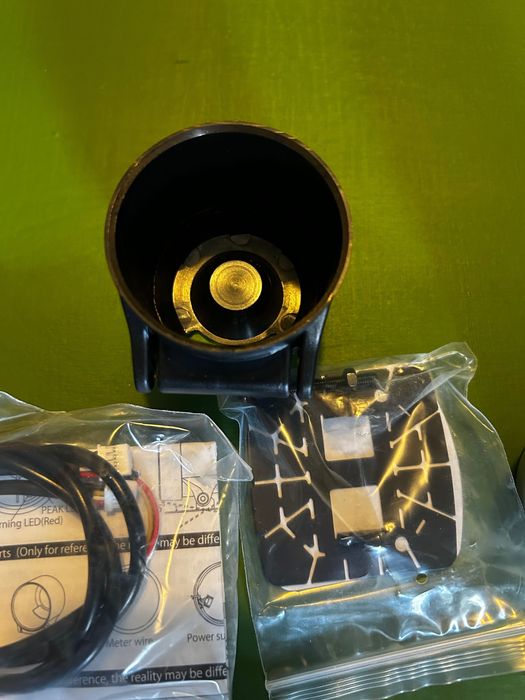 Manómetro Pressão de Óleo 52mm 7cores com aviso de pico ( Novo )