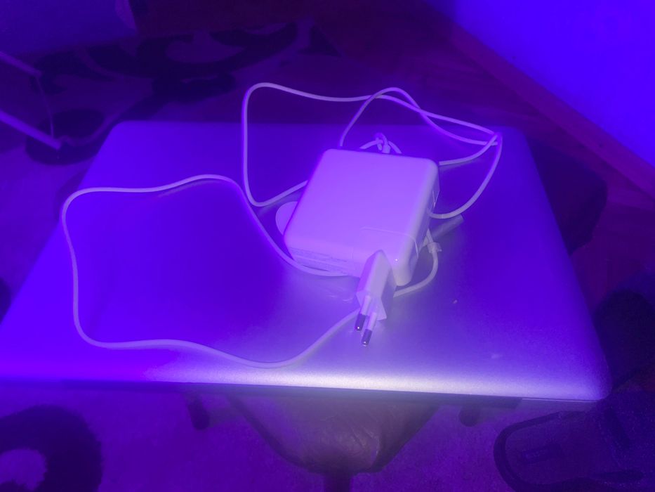 Apple MacBook Pro 13. 2011